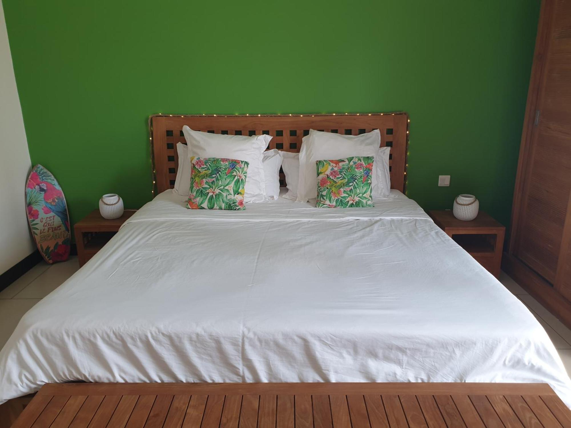 Chez Blandine Et Sylvain Bed & Breakfast Cascavelle Exterior foto